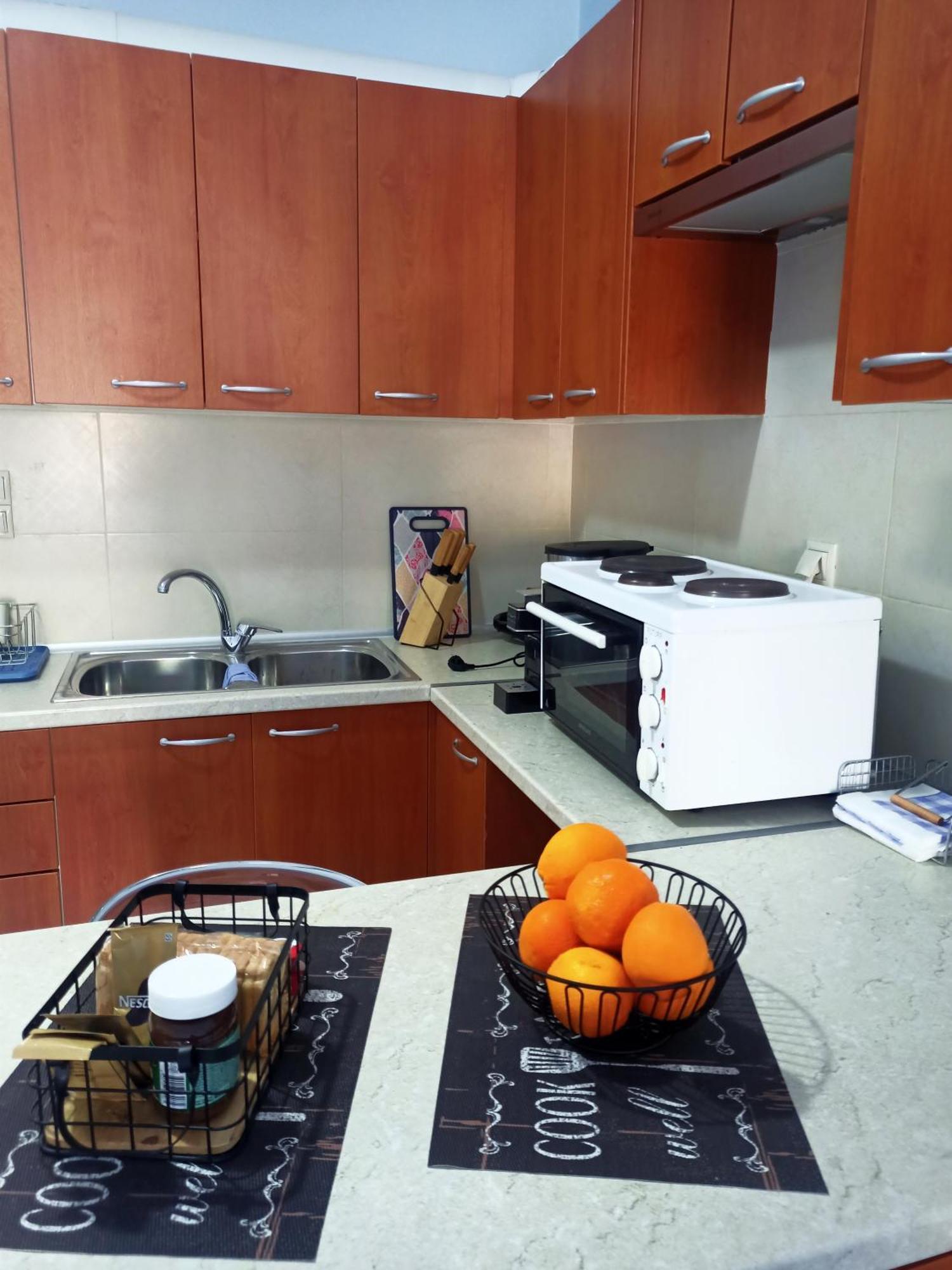 Gm Apartments Толон Экстерьер фото