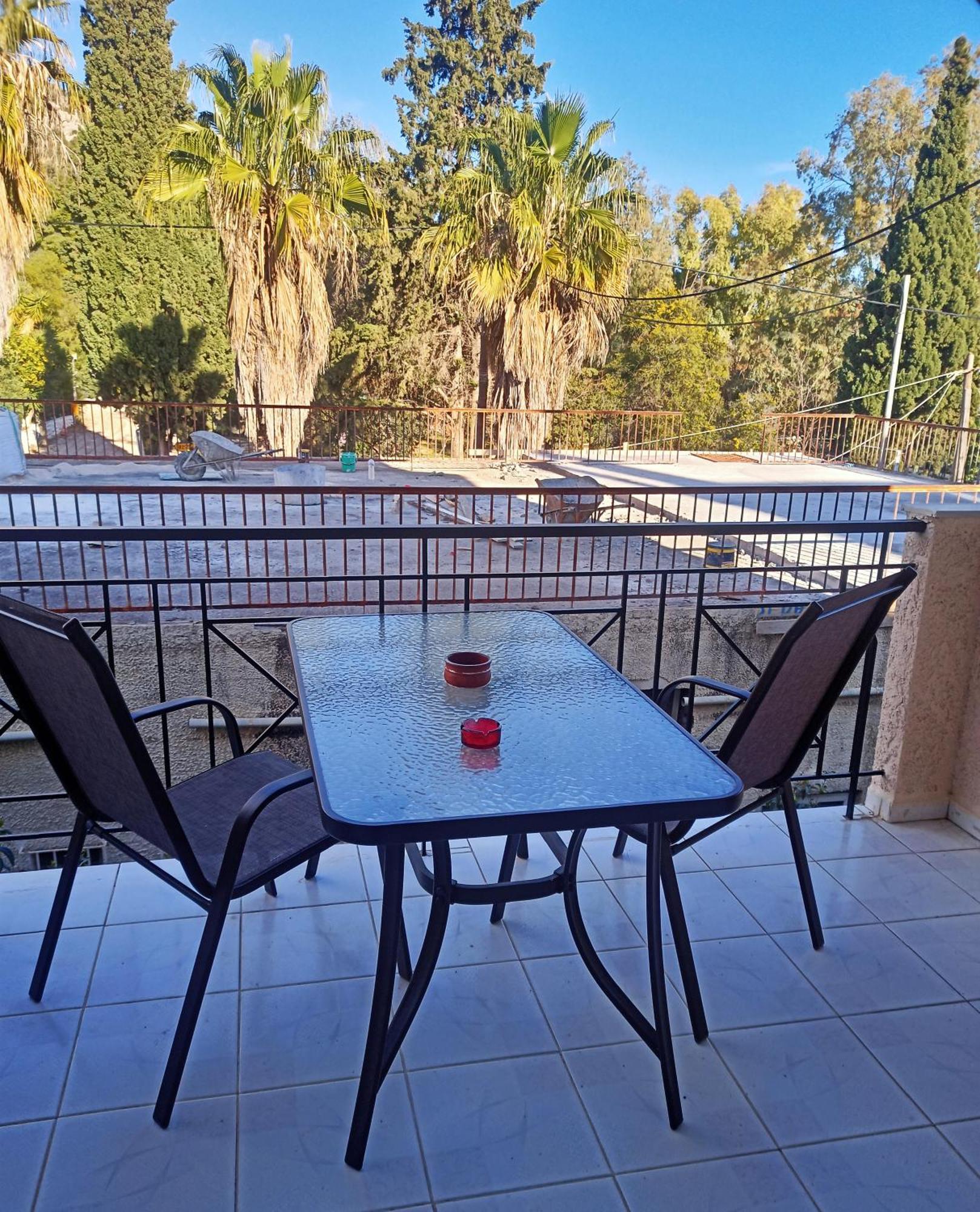 Gm Apartments Толон Экстерьер фото