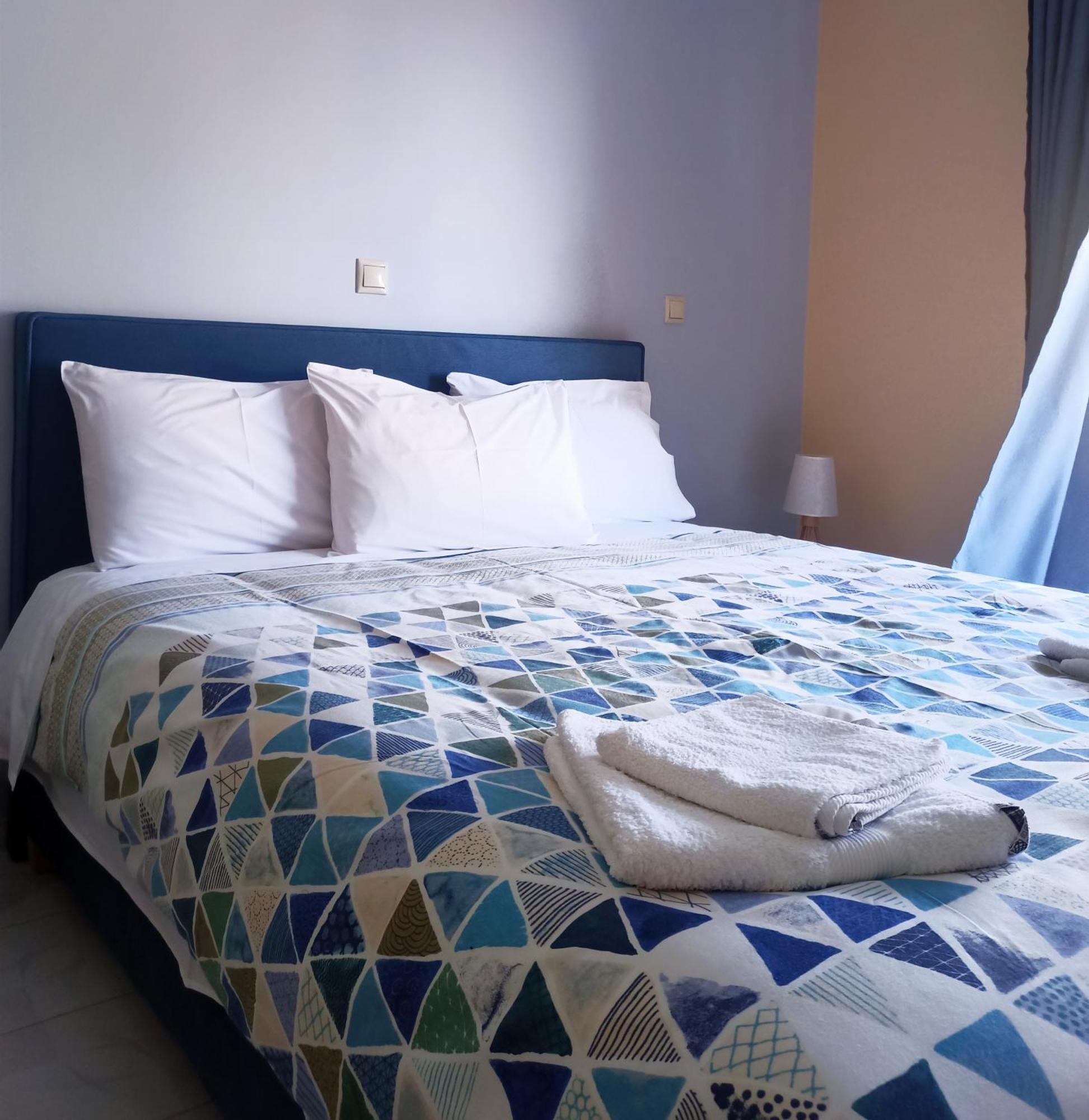 Gm Apartments Толон Экстерьер фото